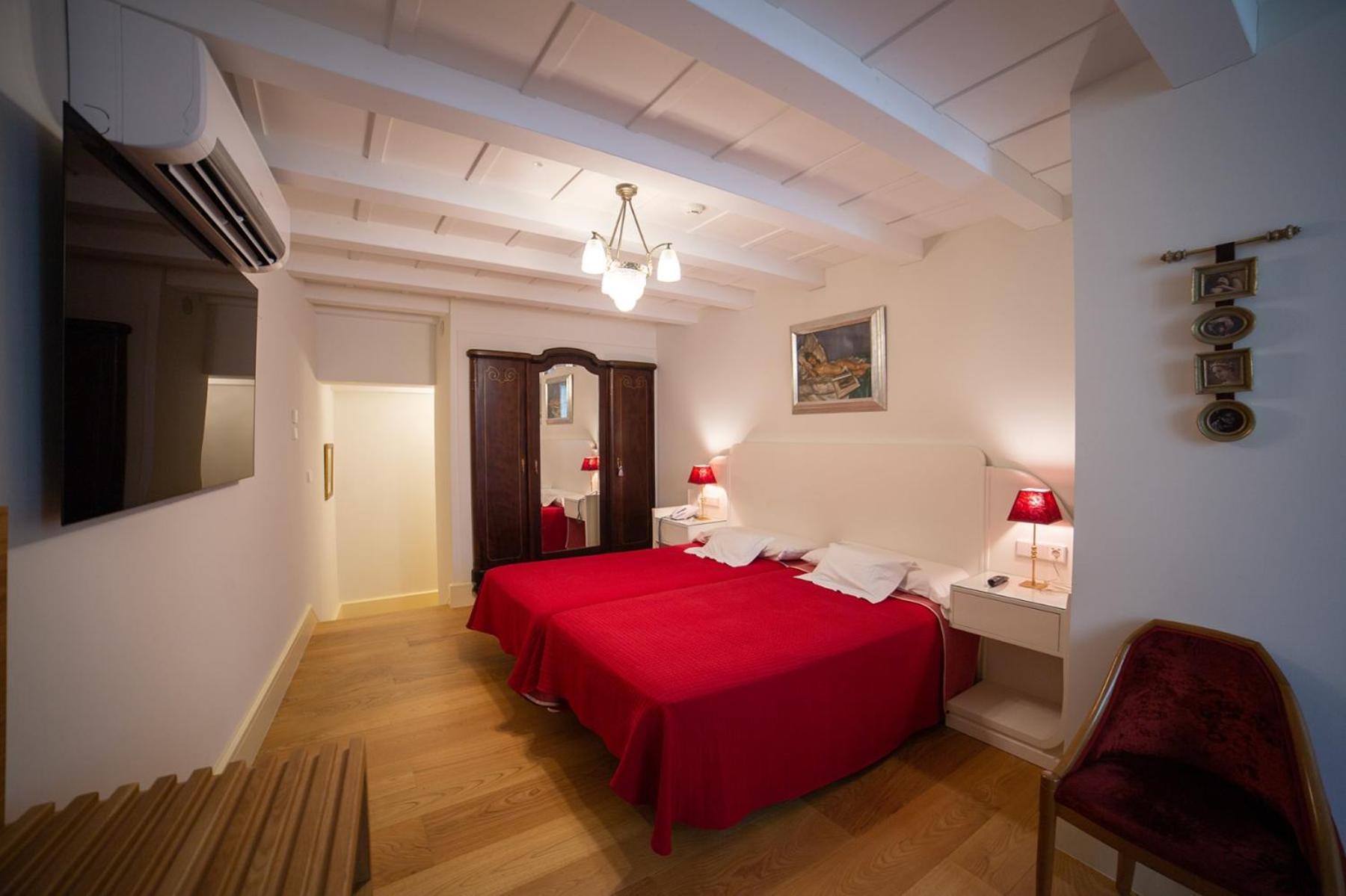 Hotel Monumento Pazo De Orban Lugo Rum bild