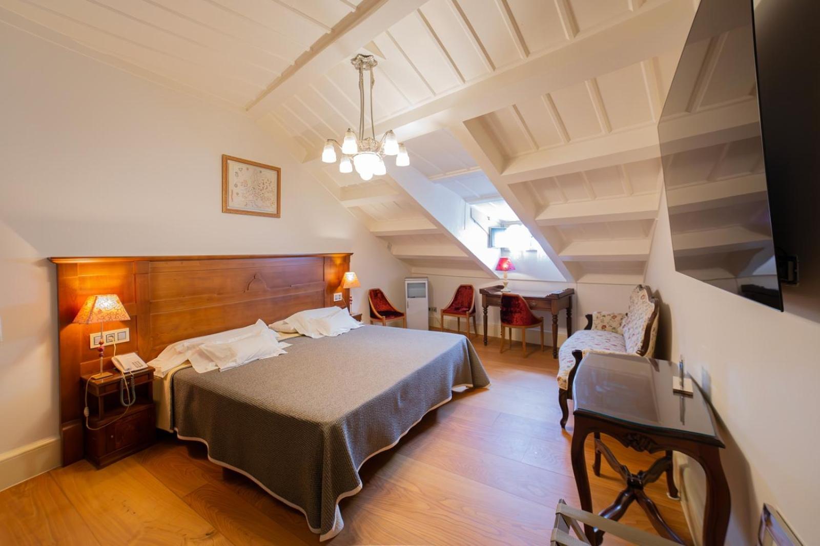 Hotel Monumento Pazo De Orban Lugo Rum bild