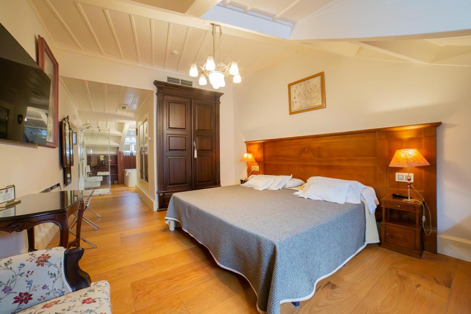 Hotel Monumento Pazo De Orban Lugo Rum bild
