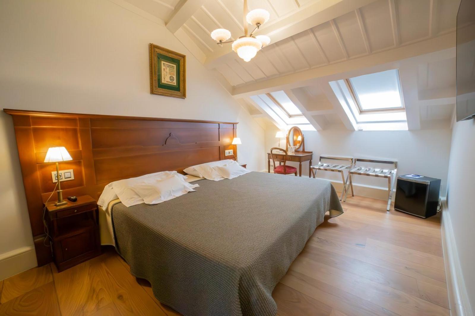 Hotel Monumento Pazo De Orban Lugo Rum bild